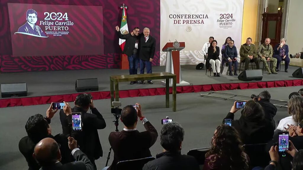 AMLO se despide de las conferencias “La mañanera”. Un ícono de su gobierno llega a su fin
