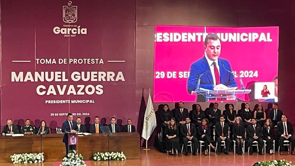 Manuel Guerra Cavazos toma protesta como Alcalde de García