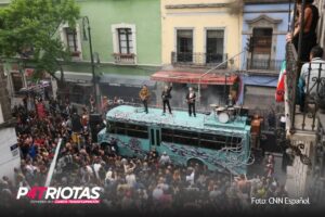 U2 sorprende en el Centro Histórico de CDMX con grabación de nuevo videoclip