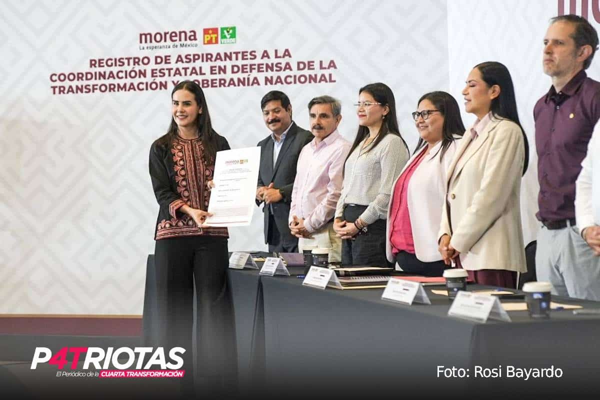 Rosi Bayardo se registra para la Coordinación de la Defensa de la Transformación y la Soberanía en Colima