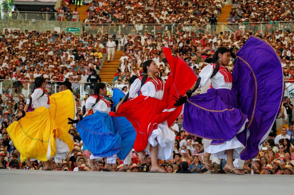 ¡Viva la Guelaguetza!, cautiva Primer Lunes del Cerro 2026 el corazón de más de 11 mil asistentes