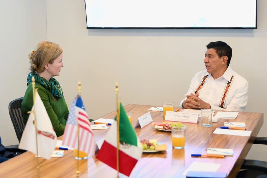 Fortalecen Oaxaca y Estados Unidos lazos de amistad y confianza